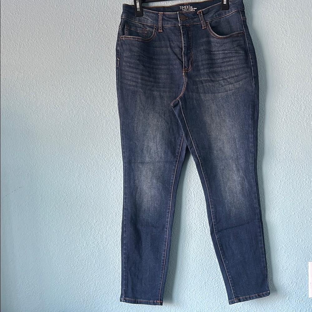 EUC Time and Tru Women's Skinny Jeans - Dark Blue SZ14